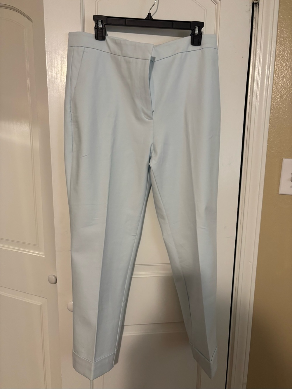 Ann Taylor Pale Blue Cropped Tailored Pants